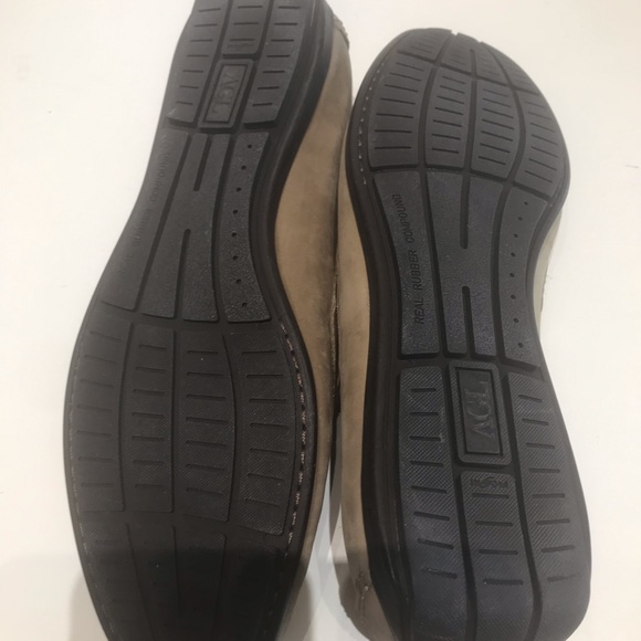 AGL men’s comfy driving shoe made in Italy